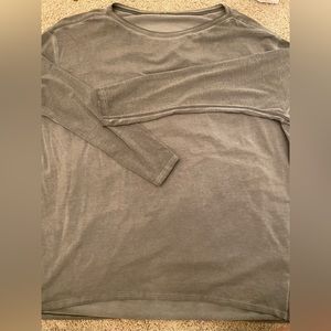 grey lululemon long sleeve.